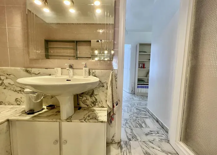 Bright And Quiet Near The Sea *